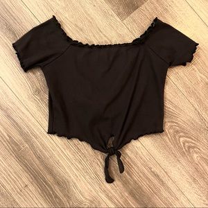 NWOT Off Shoulder, Tie Front Croptop